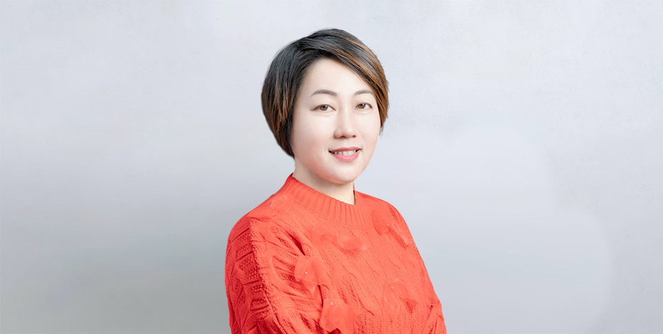 k1十年体育品牌总裁龙平芳