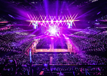 k1十年体育品牌LED显示屏燃爆伍佰北京演唱会（第二场）